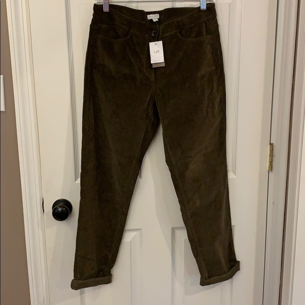 Relaxed fit olive green cords